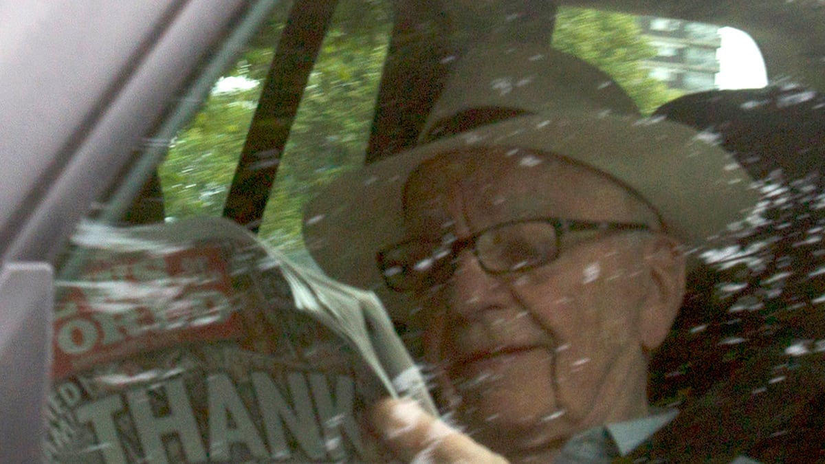 cheats/2011/07/14/murdochs-summonsed-to-parliament/murdoch-notw-cheat_u48qkg