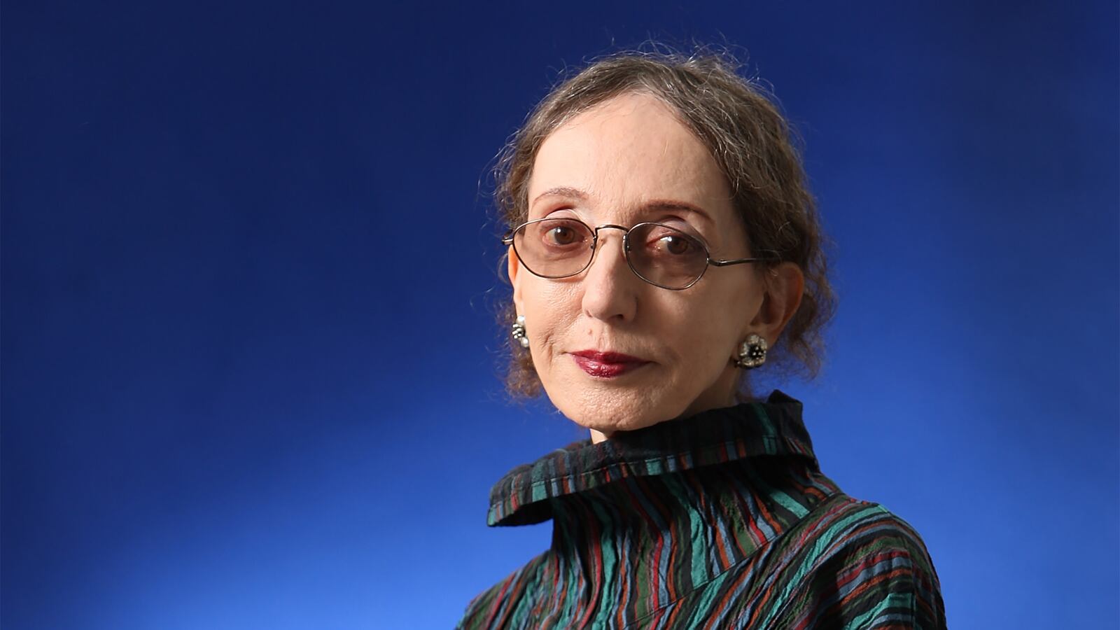 articles/2016/01/19/how-the-science-of-memory-seduced-joyce-carol-oates/160118-crocker-joyce-carol-tease_nznlmb