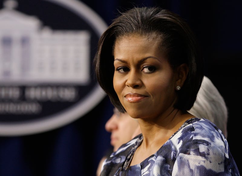 galleries/2010/09/16/oprah-feuds/oprah-feuds---michelle-obama_rz1pti