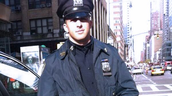 articles/2012/12/01/ny-cop-s-act-of-kindness-resonates-with-thousands/nypd-deprimo-daly-tease_yfh4er