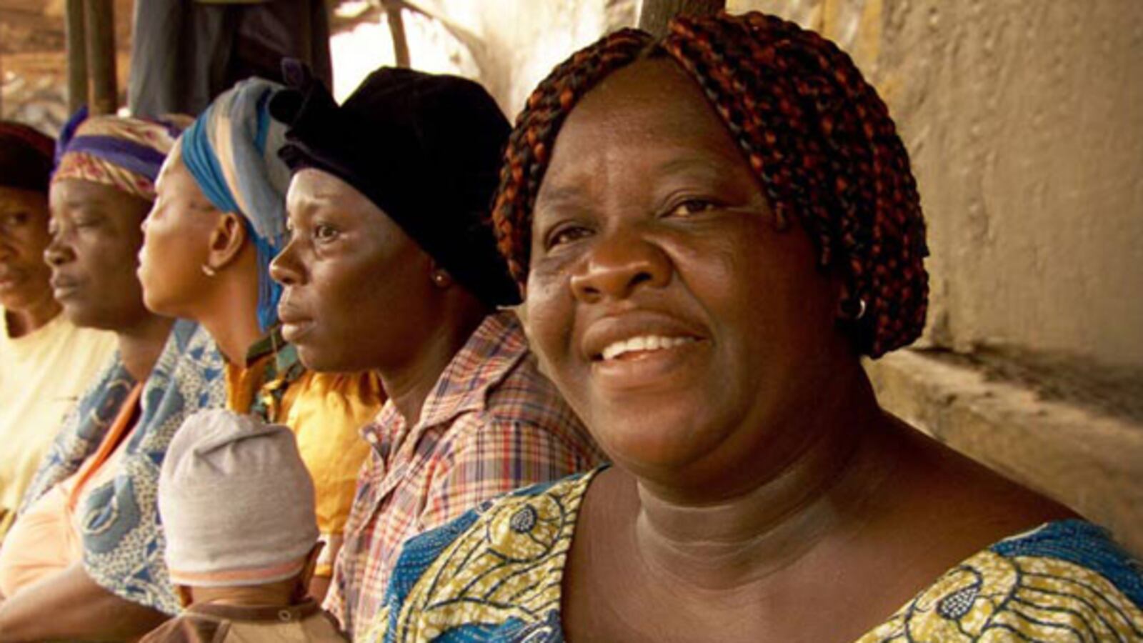 articles/2012/09/24/clinton-global-initiative-panel-stars-liberian-businesswoman-kabeh-sumbo/kabeh-sumbo-deluca-tease_hrzlqp