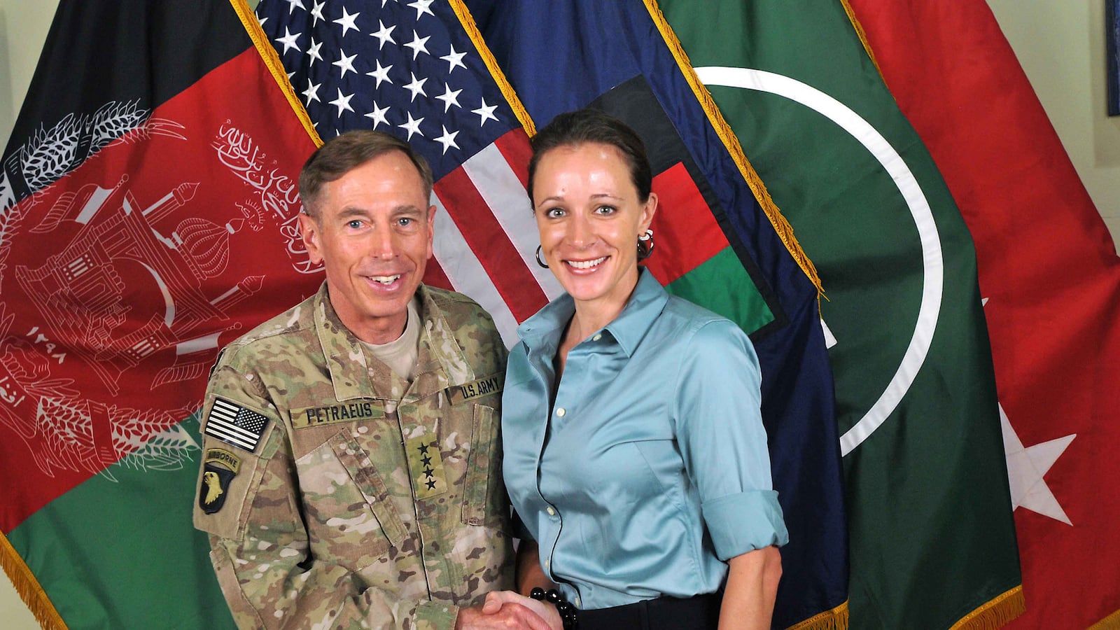 articles/2015/03/03/petraeus-mistress-got-secret-black-books-full-of-code-words-spy-names-and-briefings-with-obama/150303-miller-Petraeus-tease_pg7yw0