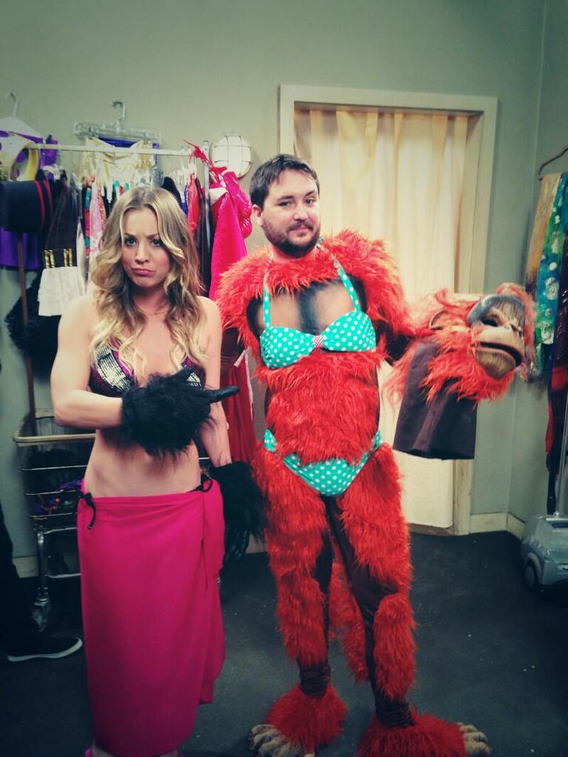 galleries/2014/04/06/jennette-mccurdy-kaley-cuoco-and-the-best-selfies-of-the-week/140404-selfies-KaleyCuoco_glgas8