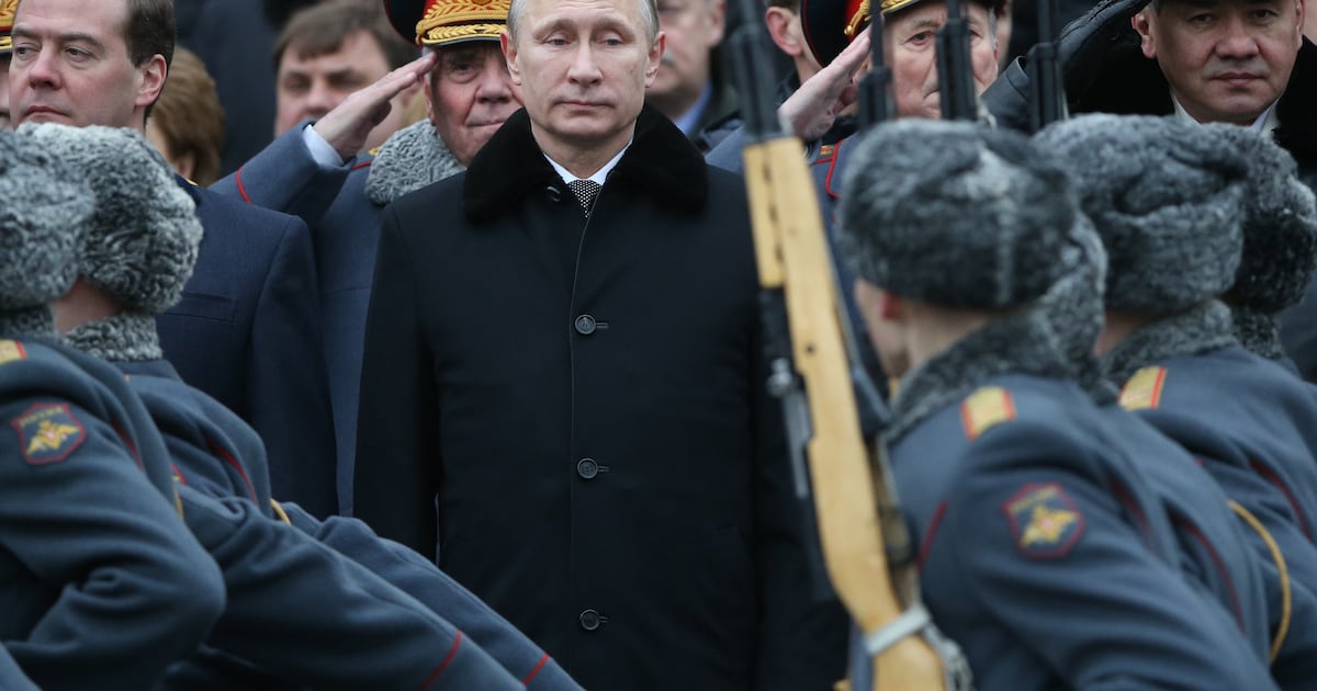 Putin droht mit Tötung aller westlichen Soldaten, die in die Ukraine ...