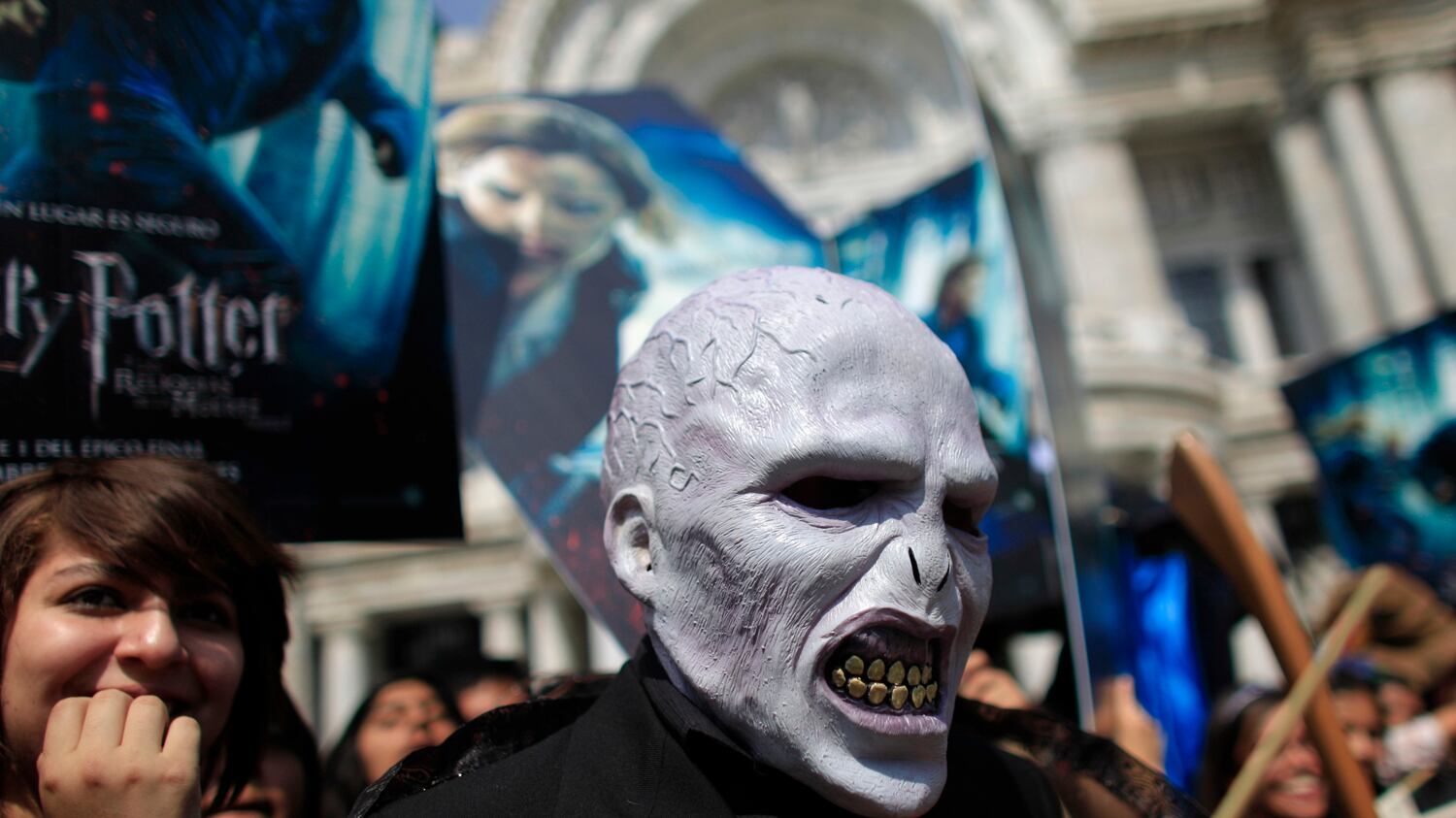 cheats/2015/09/11/rowling-you-re-saying-voldemort-wrong/150911-voldemort-cheat_efsnpp