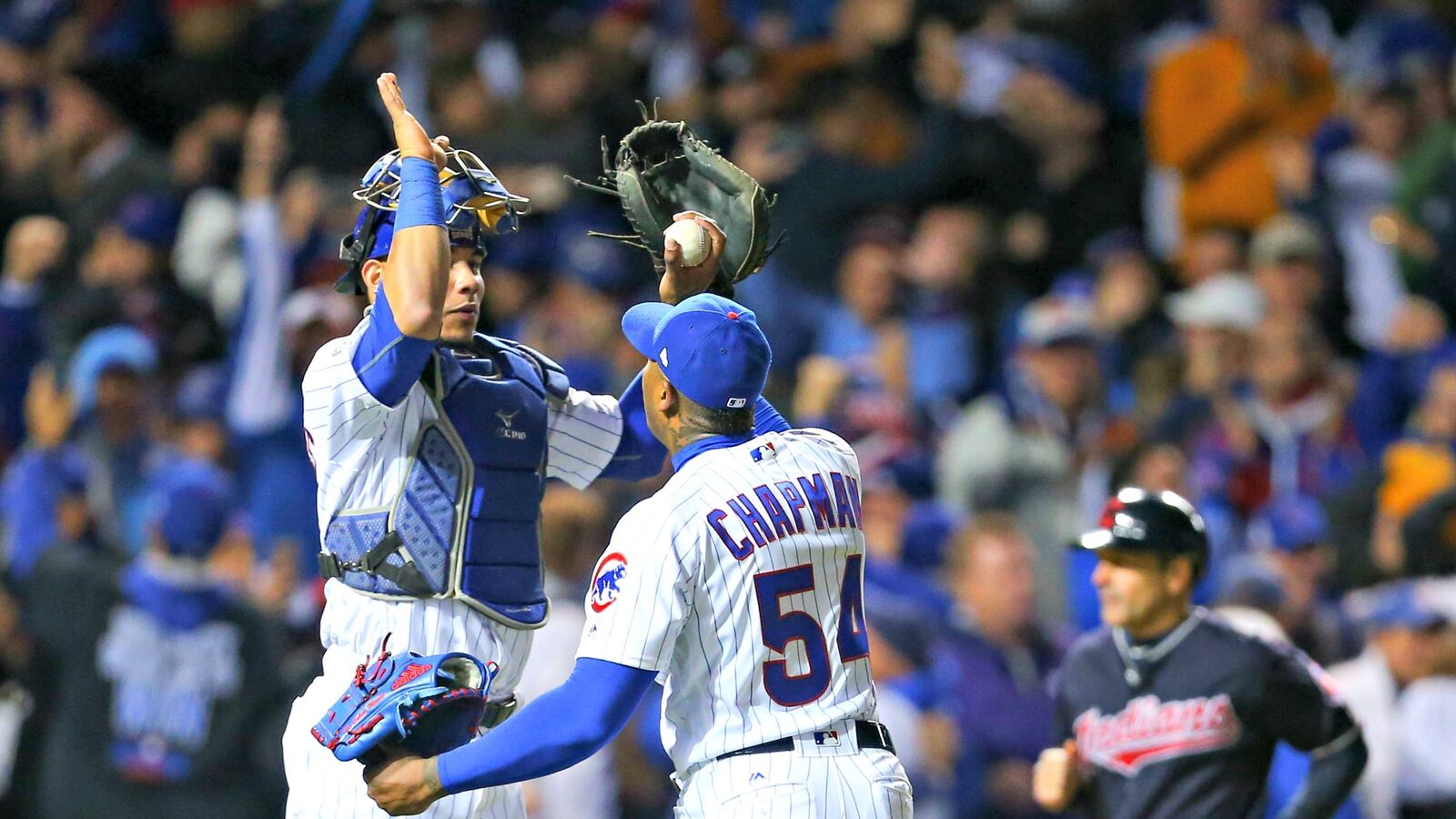 cheats/2016/10/31/cubs-stay-alive-with-game-5-win/161031-cubs-win-cheat_cxa26o