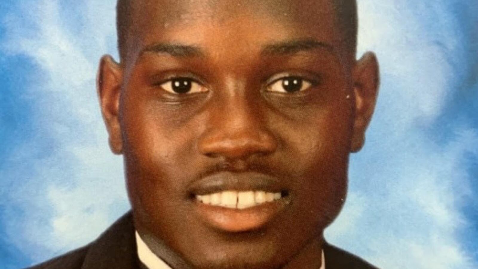 2020-05-08T000000Z_955194430_RC2GKG97VKZ2_RTRMADP_3_GEORGIA-SHOOTING_dqkvqm