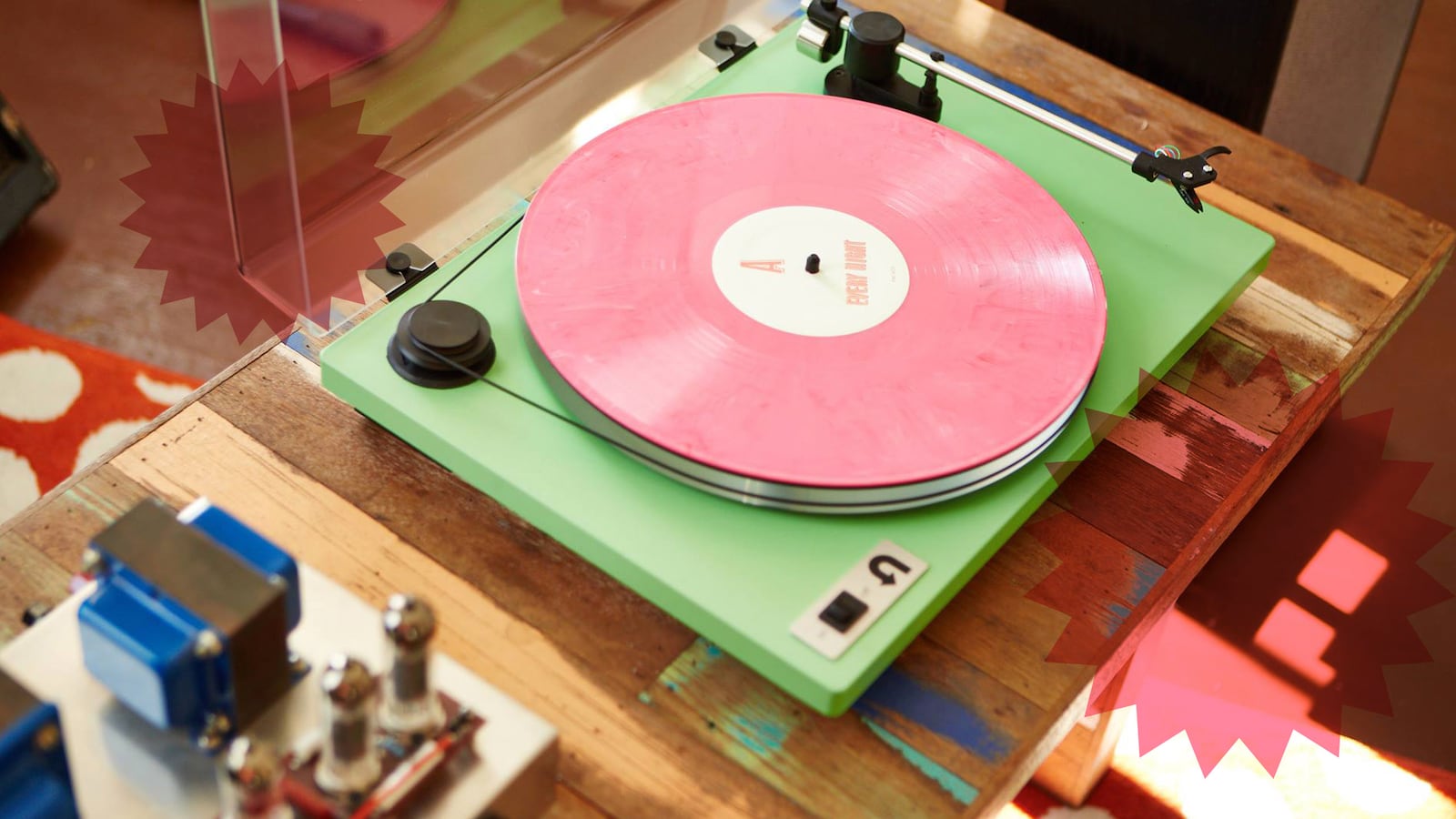 U-turn audio orbit record player