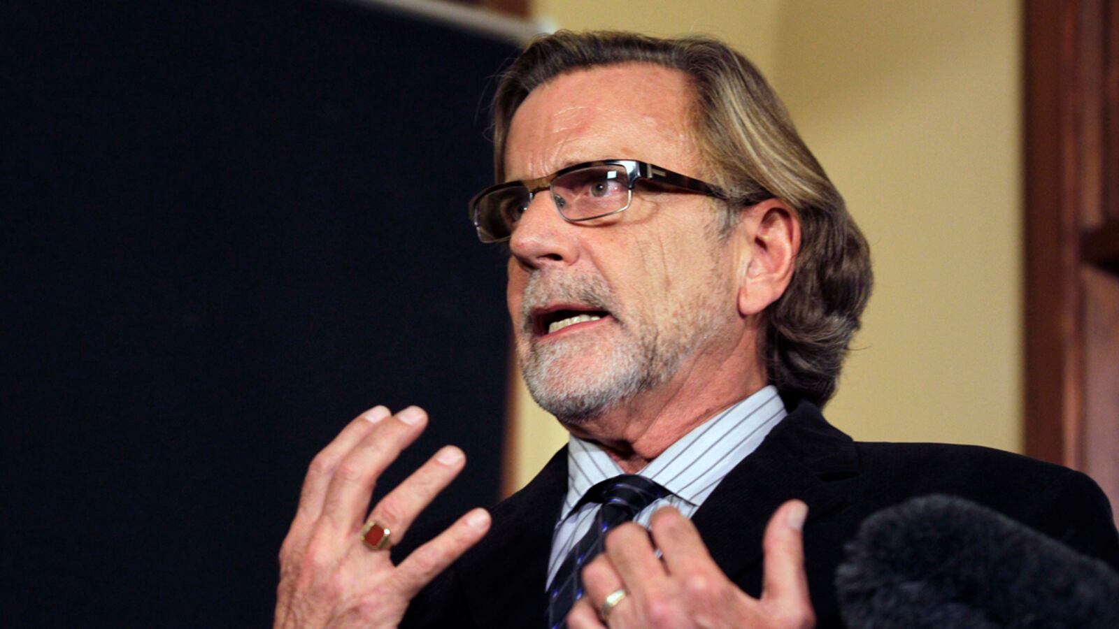 articles/2012/03/19/robert-bales-accused-in-afghan-deaths-hires-flashy-lawyer-john-henry-brown/john-henry-browne-attorney-ross_gxoifh