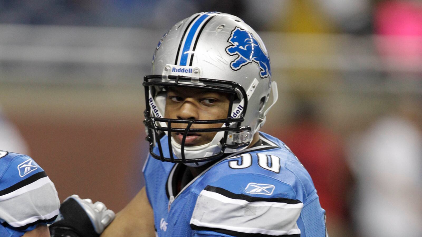 cheats/2011/11/24/lions-suh-ejected-for-kick/detroit-lions-suh-cs_hfmlz5