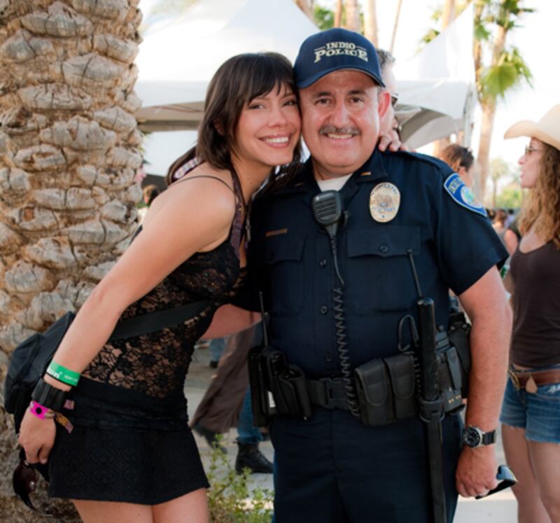 galleries/2011/04/16/2011-coachella/coachella-fans-17_plwafl