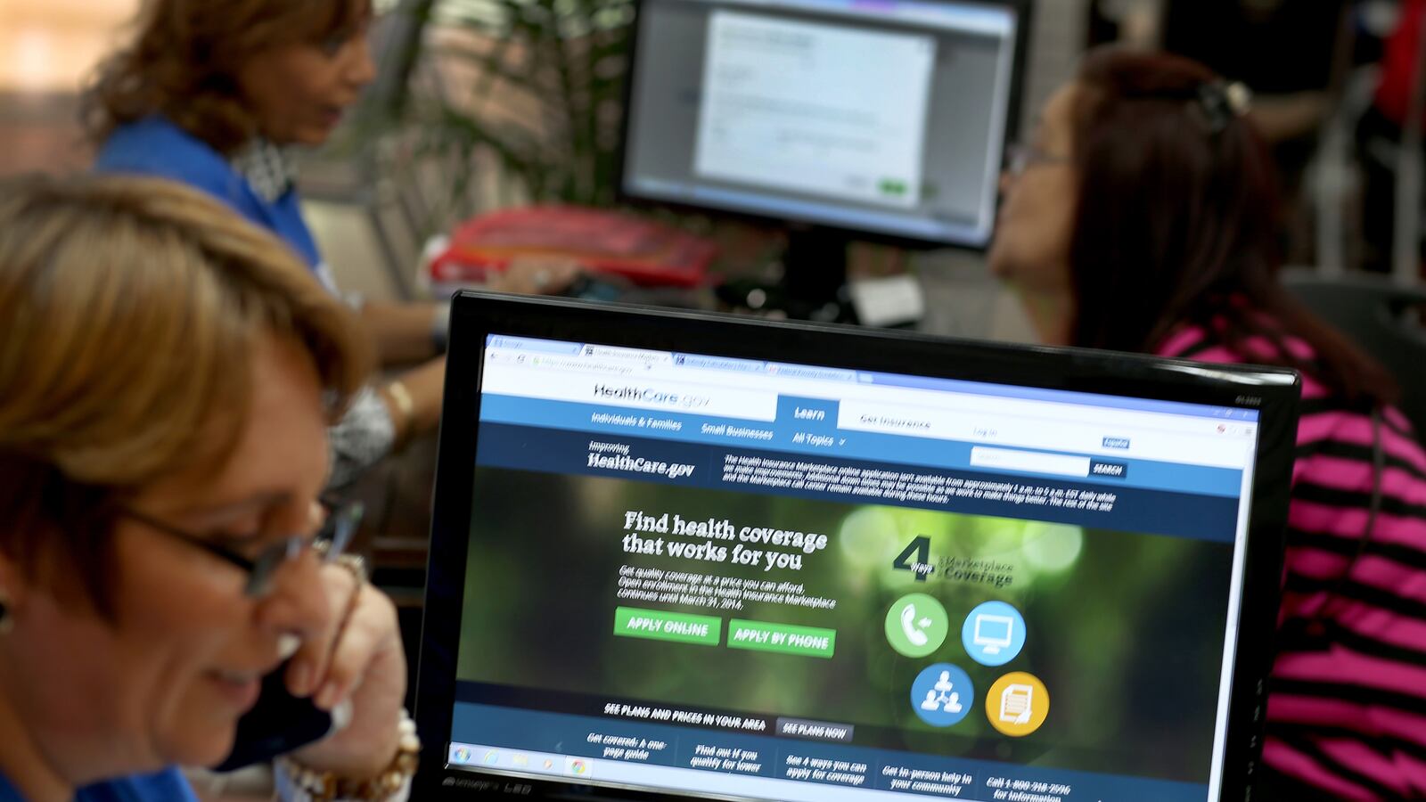 cheats/2013/12/20/obama-delays-more-health-rules/131220-healthcare-delay-cheat_kp9oej