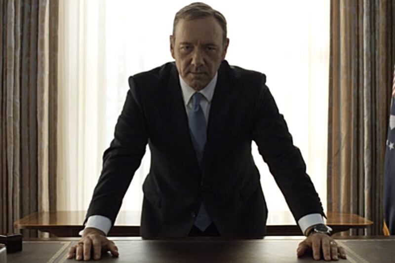galleries/2014/12/11/2015-golden-globe-nominations-boyhood-birdman-house-of-cards-and-more/141209-gg-house-cards-10_tw2c6t