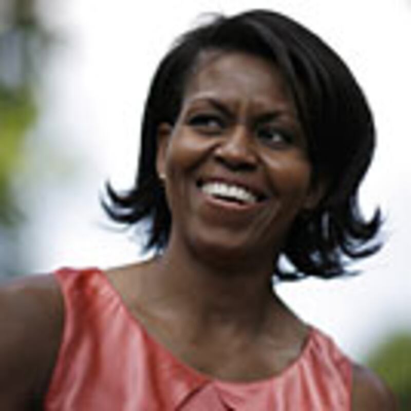 articles/2008/10/09/the-politics-of-michelle-obamas-hair/williams-michelles-hair_575_venrla