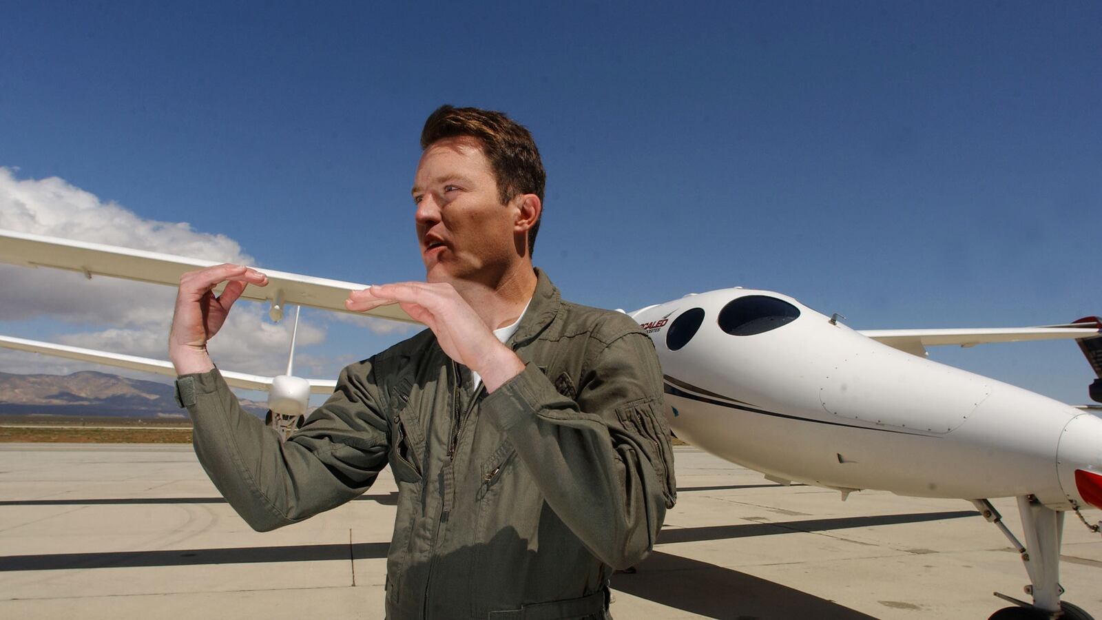 cheats/2014/11/01/pilot-in-virgin-galactic-crash-id-ed/141101-virgin-galactic-cheat_xyu7kr