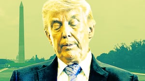 Trump's reflecting pool humiliation