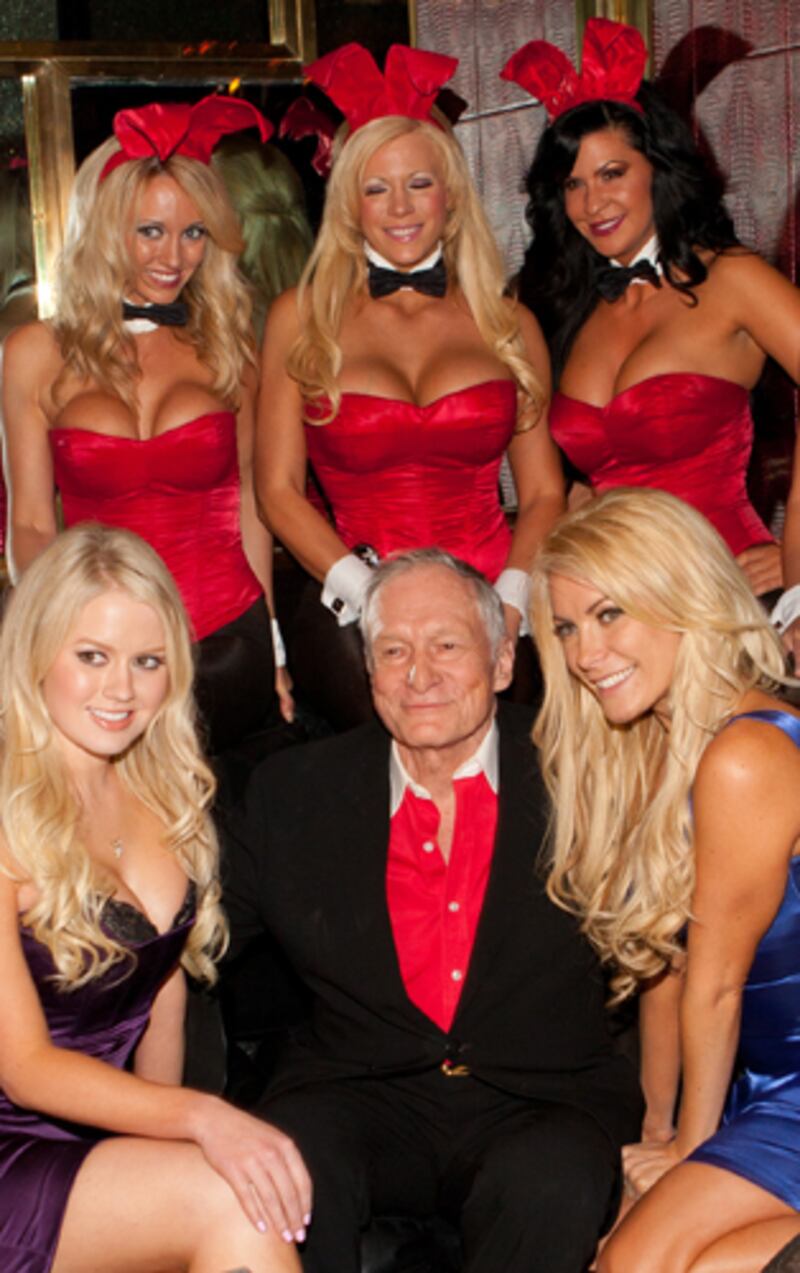 galleries/2012/05/28/elvis-presley-clint-eastwood-more-stars-who-served-in-the-military-photos/hugh-hefner-stars-who-served-military_si1072