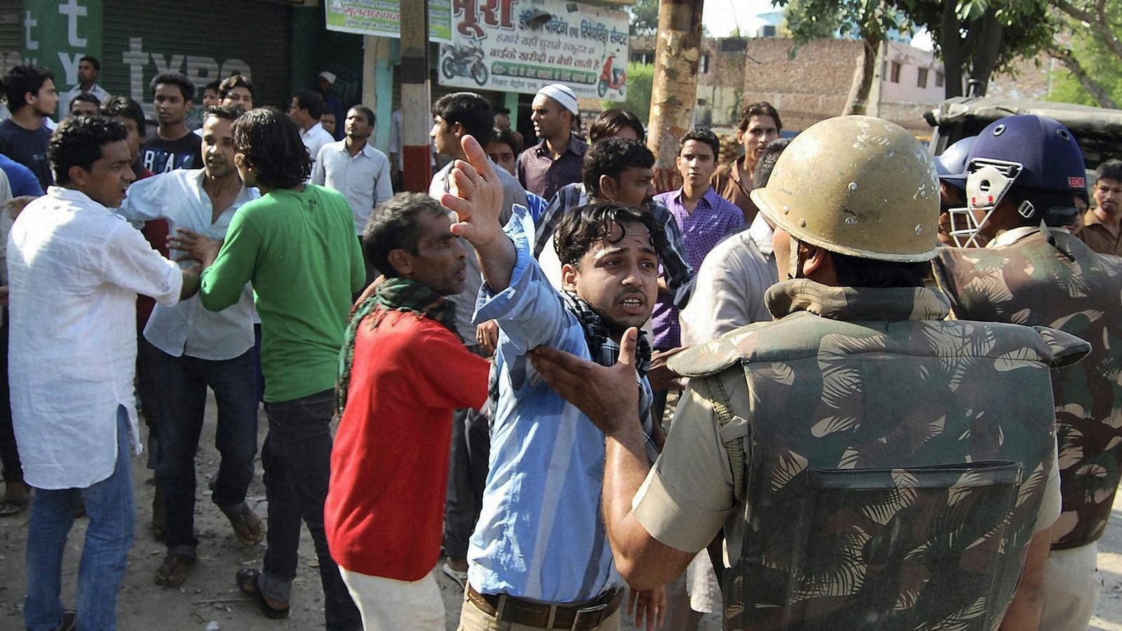 cheats/2013/09/08/india-riots-leave-9-dead/130908-India-riots-cheat_vlpgpw