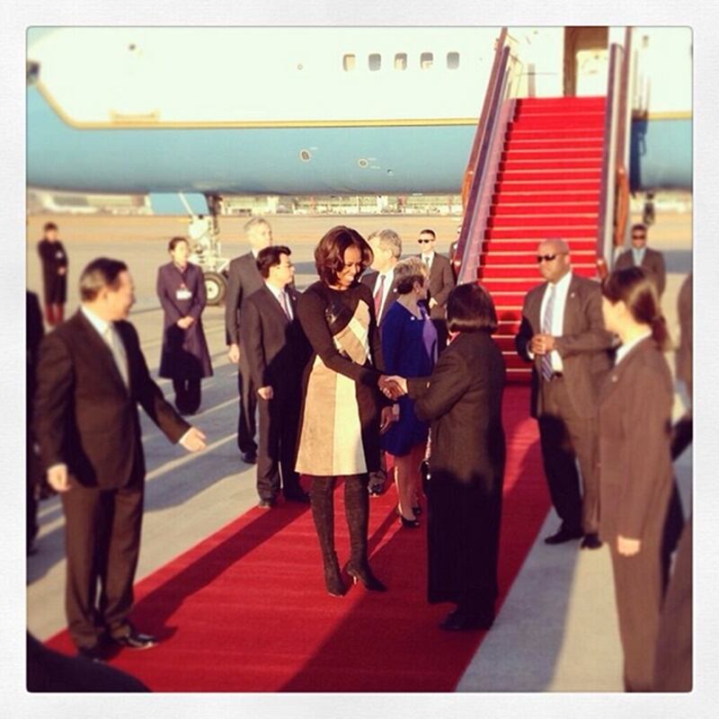 galleries/2014/03/24/michelle-obama-charms-the-middle-kingdom-photos/mobama-china-01_clwmz9