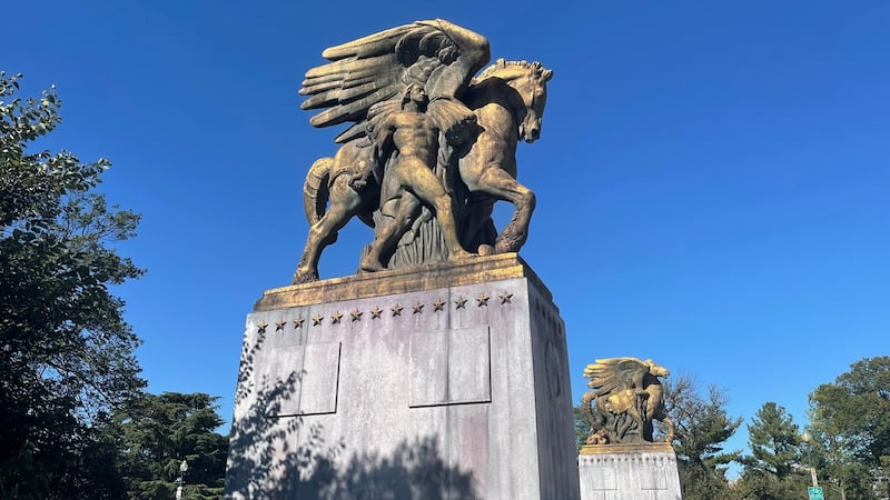 The Arts of Peace statues near the entrance to Rock Creek and Potomac Parkway.