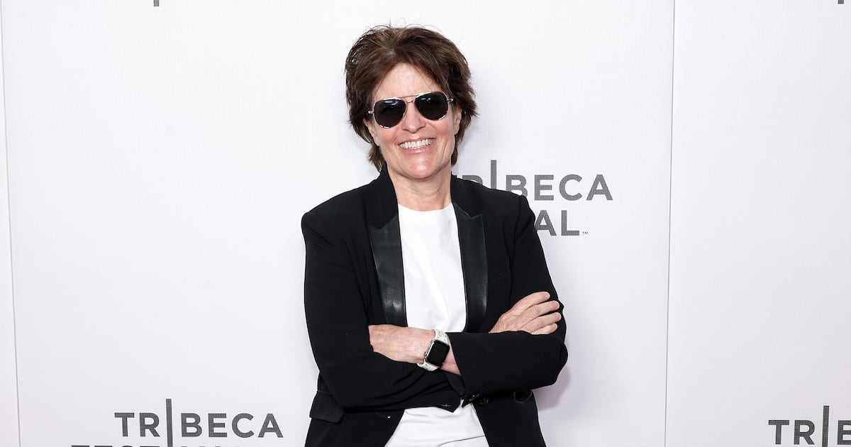 Kara Swisher Wants to Take The Washington Post Off Jeff Bezos’ Hands