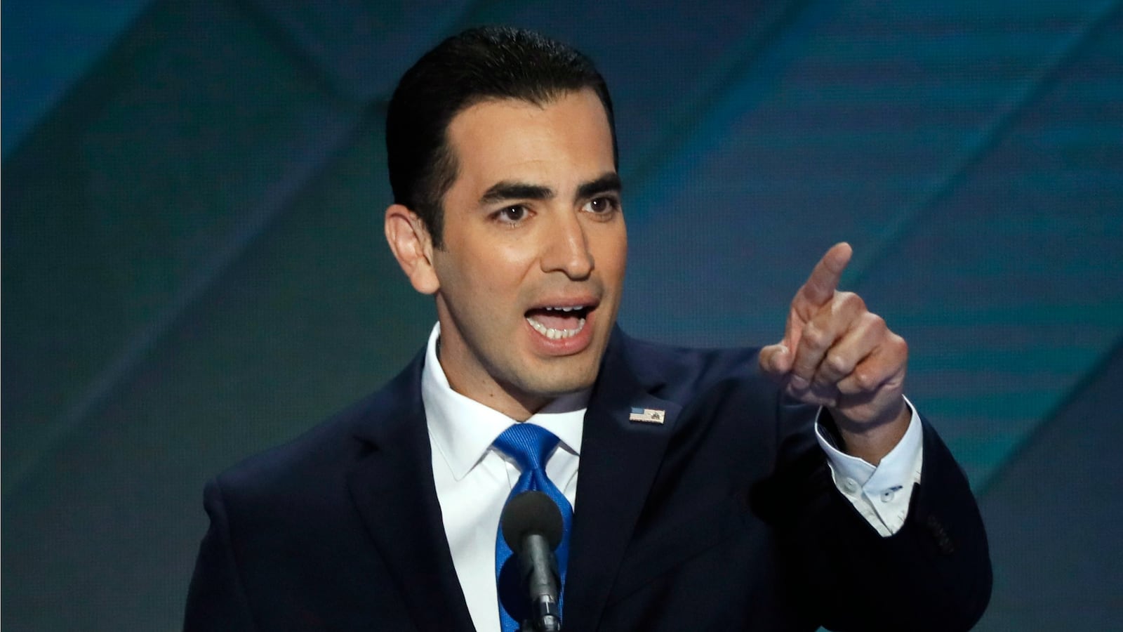 171205-ruben-cheat_x1tfub