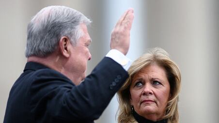 galleries/2011/04/26/wives-who-said-no/politician-wives-say-no---marsha-barbour_uhvnoi