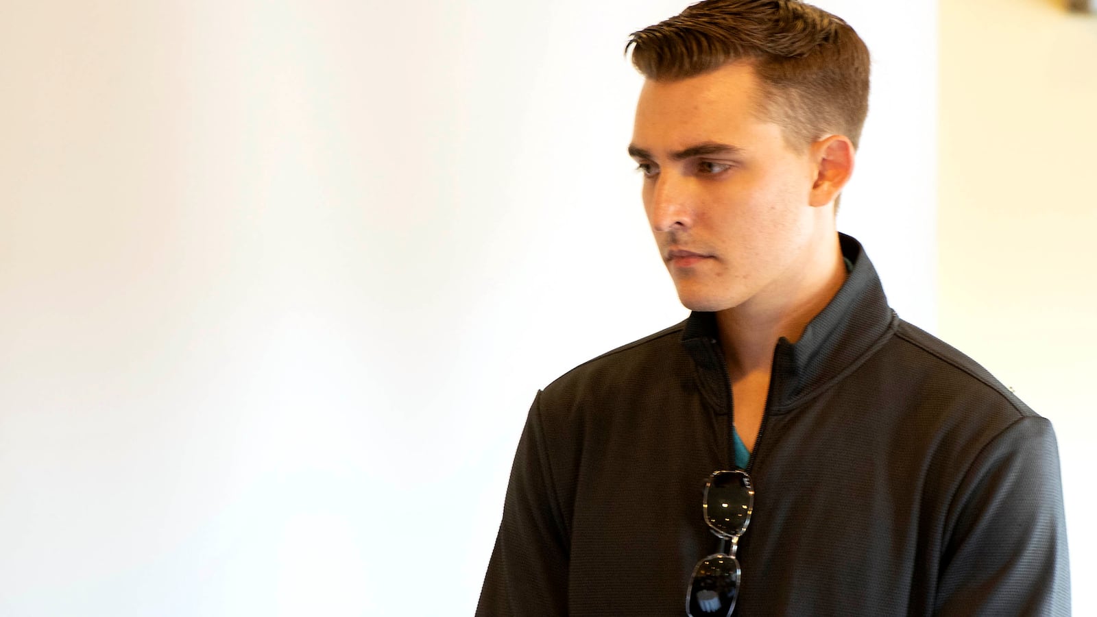 181102-lachlan-jacob-wohl-tease_u6udmo