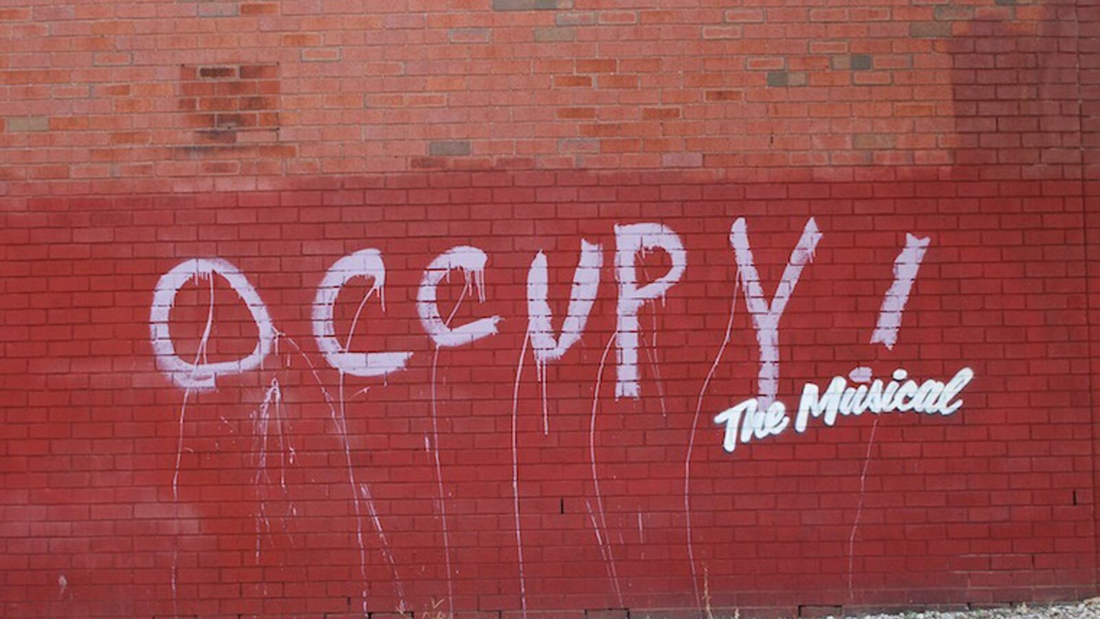 articles/2013/10/07/banksy-s-unexpected-turn/131006-jones-banksy-tease_xx2duu