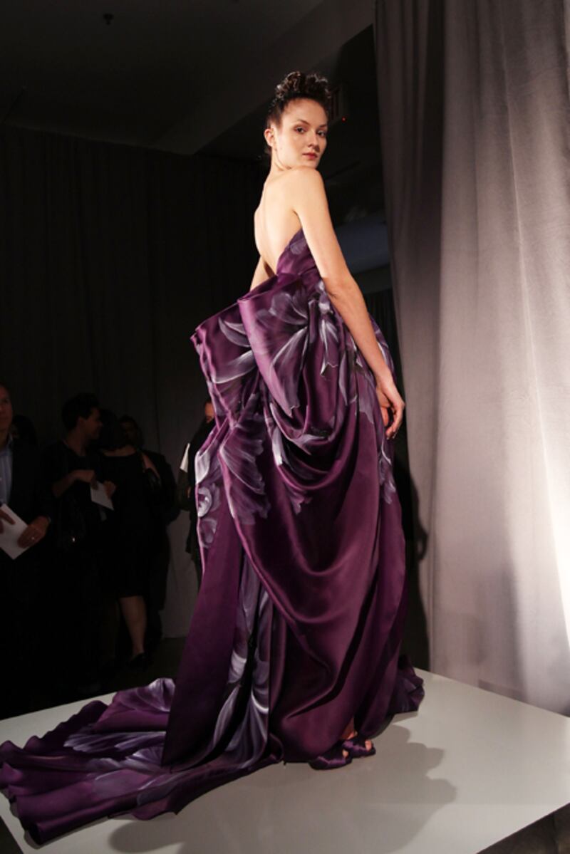 galleries/2010/09/15/fashion-wrap-day-7/fashion-wrap-day-7---marchesa_cwpa4e