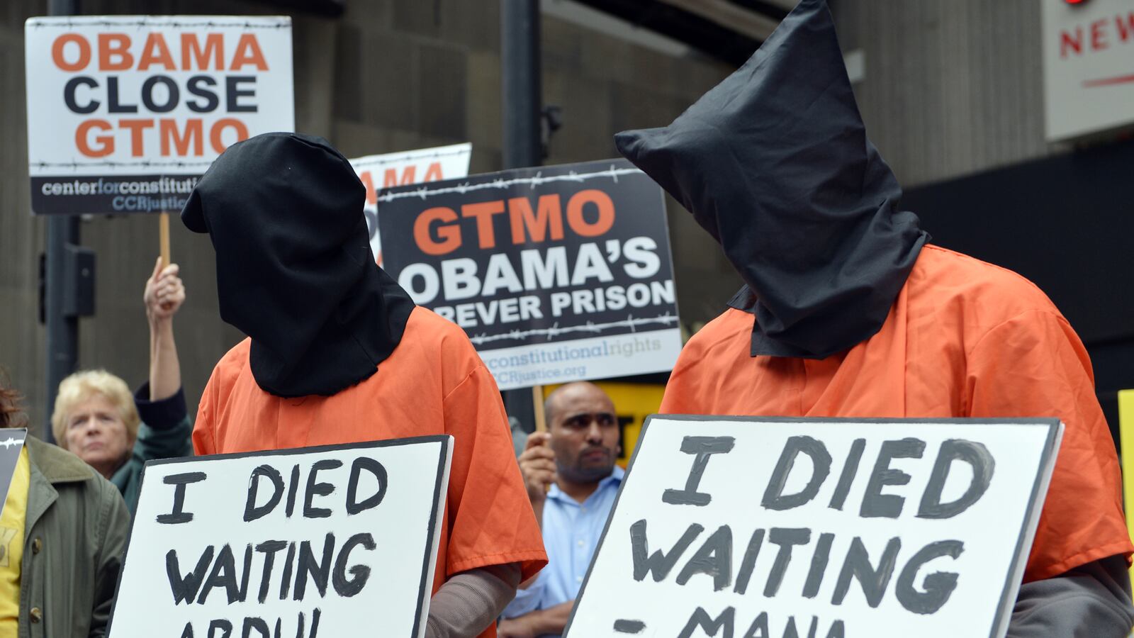 articles/2013/04/29/shame-on-americans-for-ignoring-gitmo/130428-gitmo-shame-tomasky-tease_pvocij