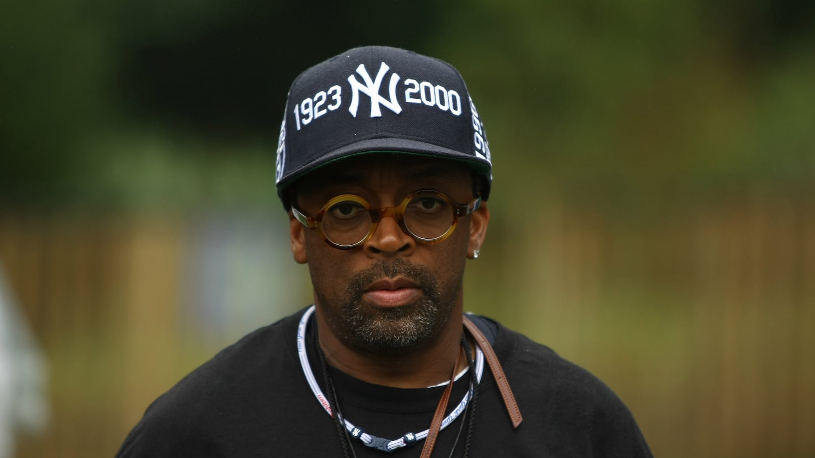 articles/2014/03/31/spike-lee-blasts-the-new-york-times-story-on-brooklyn-gentrification-in-fiery-op-ed/140331-lee-brooklyn-tease_jqdaao