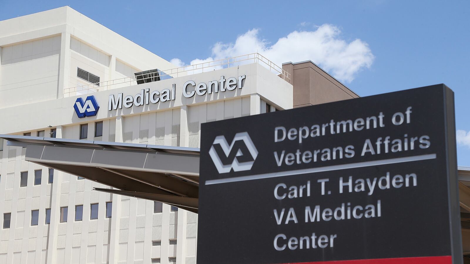 articles/2014/06/09/the-va-crisis-can-t-be-solved-by-washington-dc-alone-local-authorities-need-to-step-up/140608-rouse-va-crisis-2-tease_uablzl