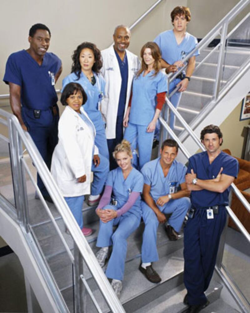 galleries/2009/12/21/23-shows-that-changed-television/decade-in-tv---greys-anatomy_dhvde9