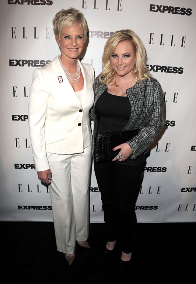 galleries/2010/10/08/elle-and-express-25-at-25-party/elle-party-5_qmv2p3