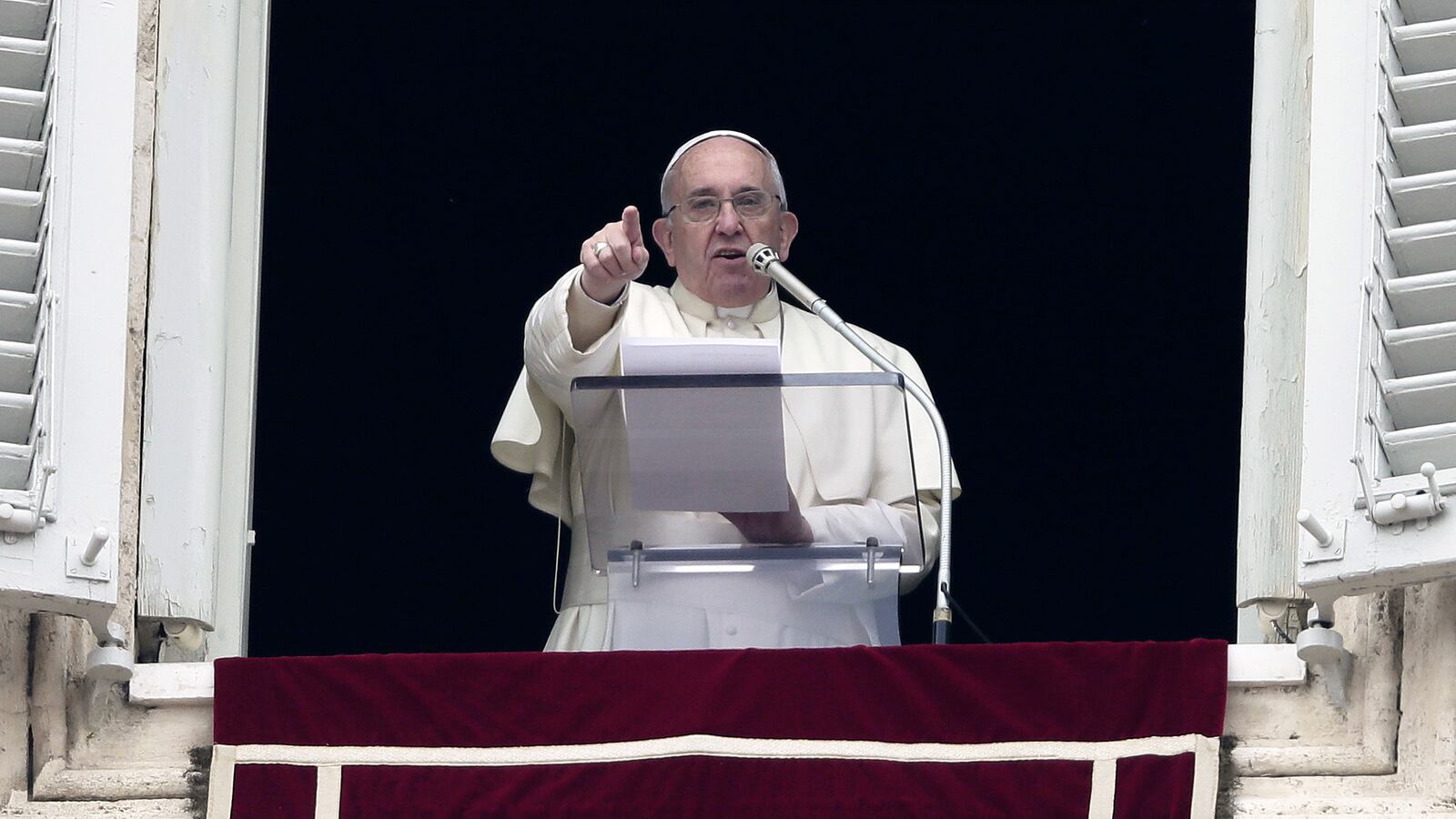 cheats/2014/12/22/pope-slams-power-hungry-vatican-cliques/141222-pope-francis-cheat_xqj7sr