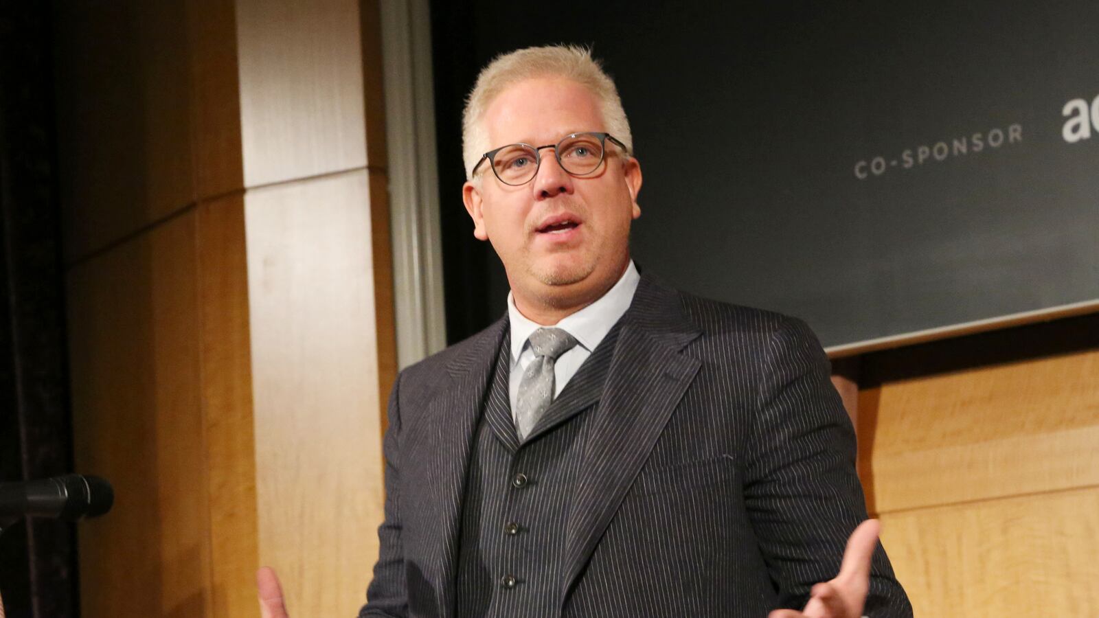 cheats/2013/05/05/beck-to-nra-freedom-of-mankind-at-stake/130505-glenn-beck-nra-cheat_dmwrvu