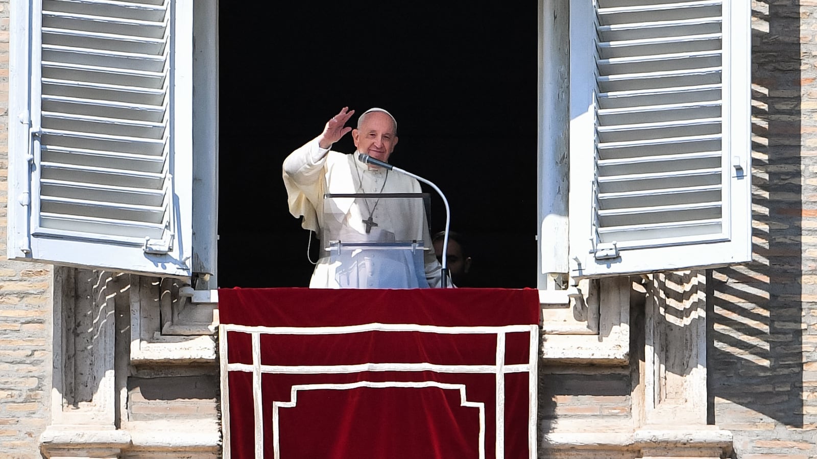 GettyImages-1239355802_ccqdje