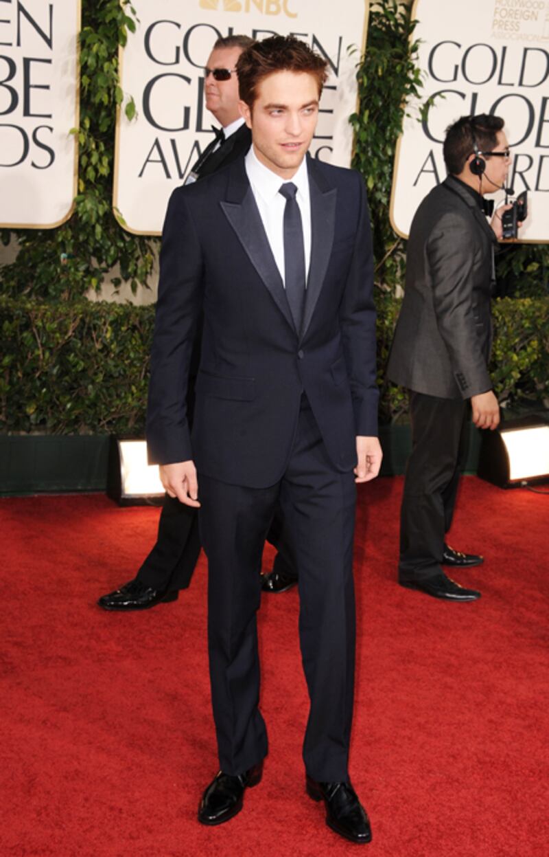 galleries/2011/01/16/golden-globes/golden-globes---pattinson_yjgtso