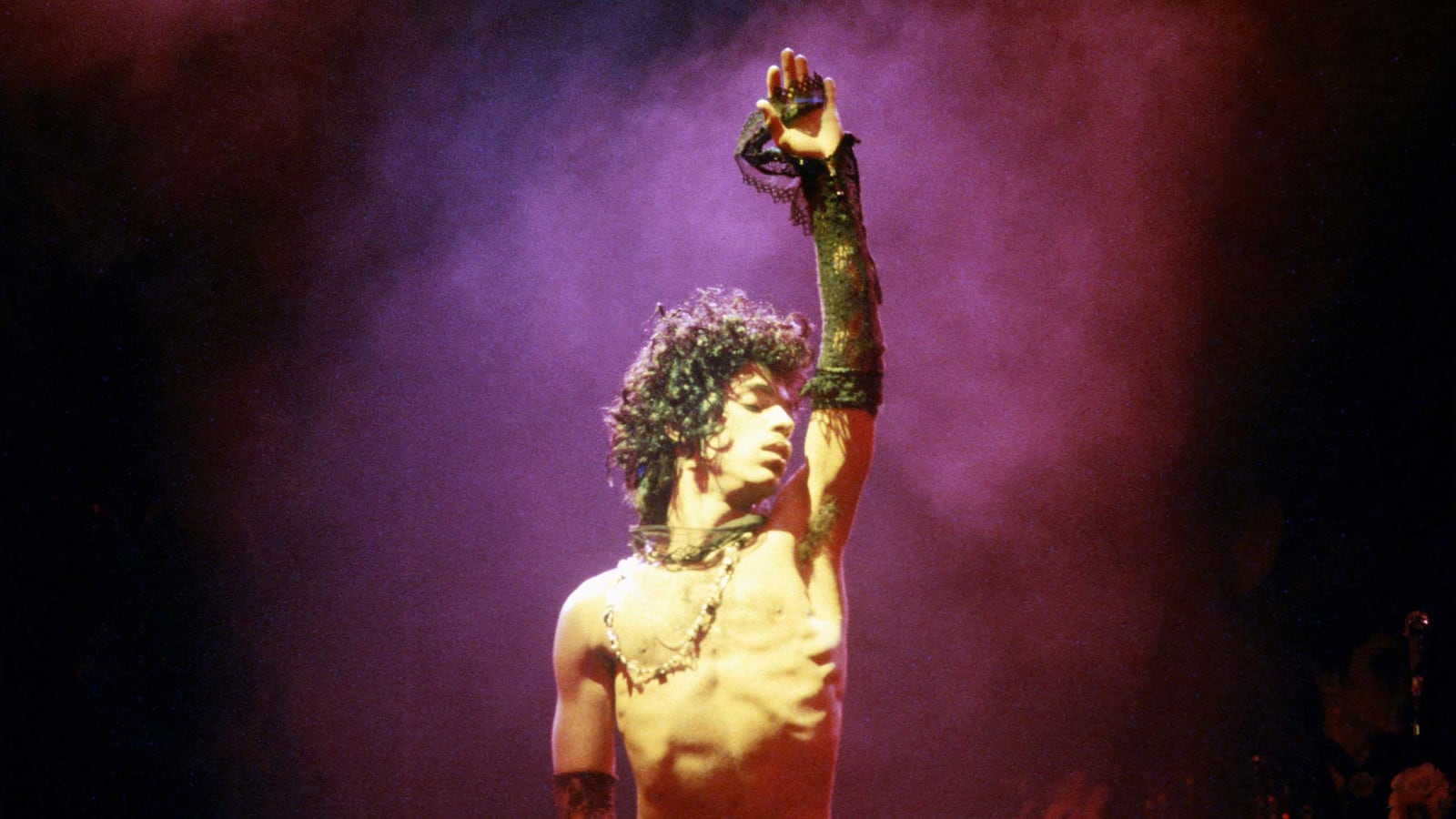 articles/2017/03/25/prince-s-racial-revolution/170324-greenman-prince-tease_h6ycgz