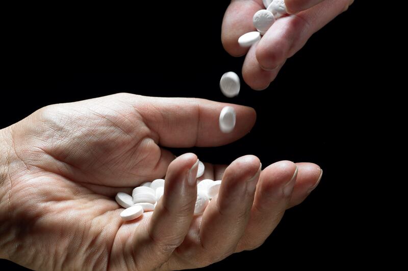 articles/2013/11/13/american-doctor-convicted-of-murdering-wife-in-botched-assisted-suicide/nadeau-assisted-suicide-tease_ritqta