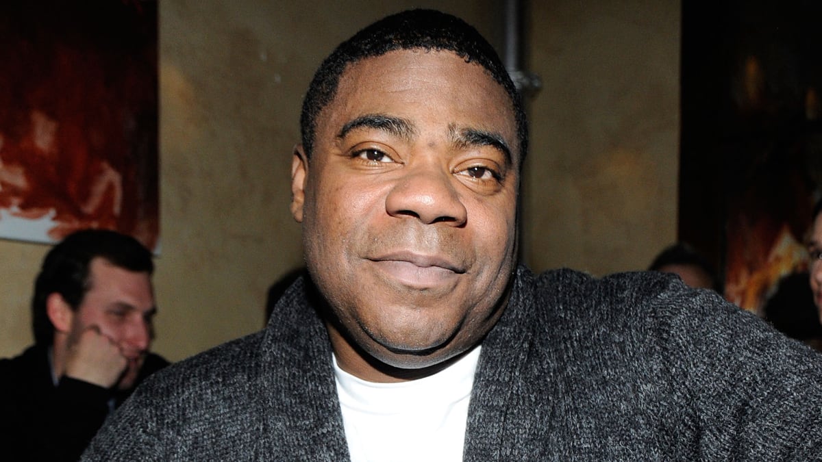 cheats/2012/01/23/tracy-morgan-rushed-to-the-hospital/tracy-morgan-collapses-cs_dtxkrv