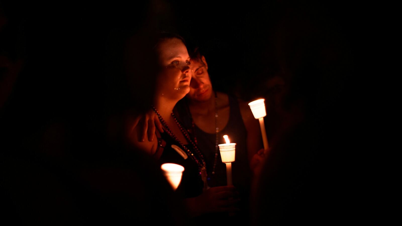 cheats/2016/06/12/orlando-shooter-worked-as-security-guard/160612-orlando-shooting-vigil-cheat_yb8a2e