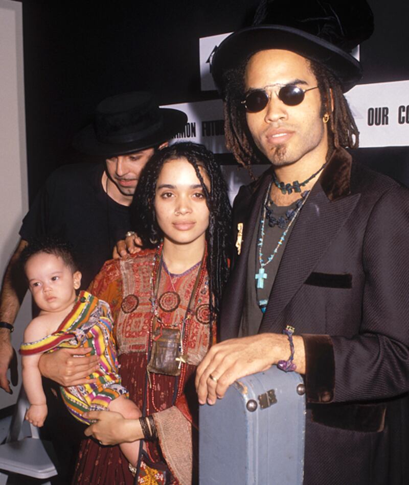 galleries/2012/01/13/jay-z-s-glory-and-other-songs-inspired-by-babies-photos/songs-for-babies-kravitz_fyyyfv