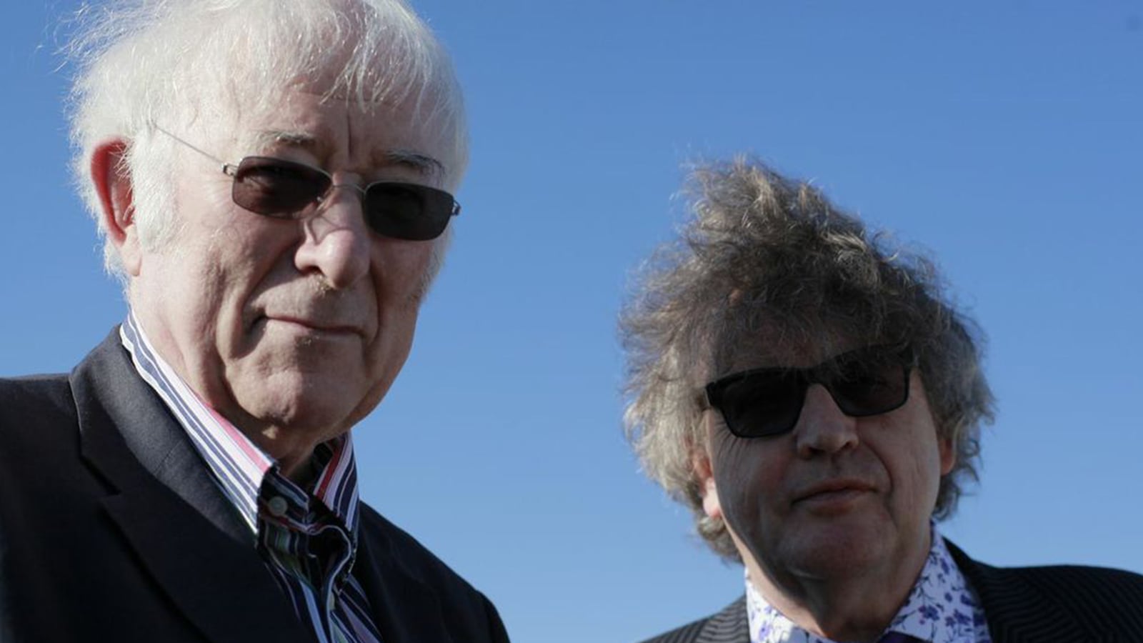 articles/2013/08/30/paul-muldoon-on-seamus-heaney-the-mark-of-a-great-poet/130830-muldoon-seamus-heaney-tease-embed_yahebg