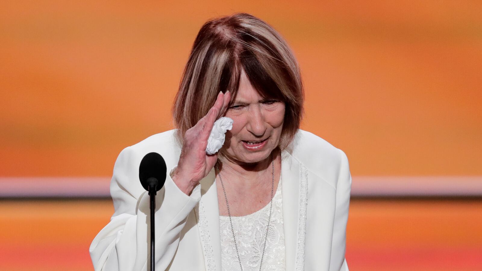 articles/2016/07/19/in-clevland-the-gop-puts-its-benghazi-ignorance-on-parade/160719-tomasky-benghazi-rnc-tease_vcp6pr