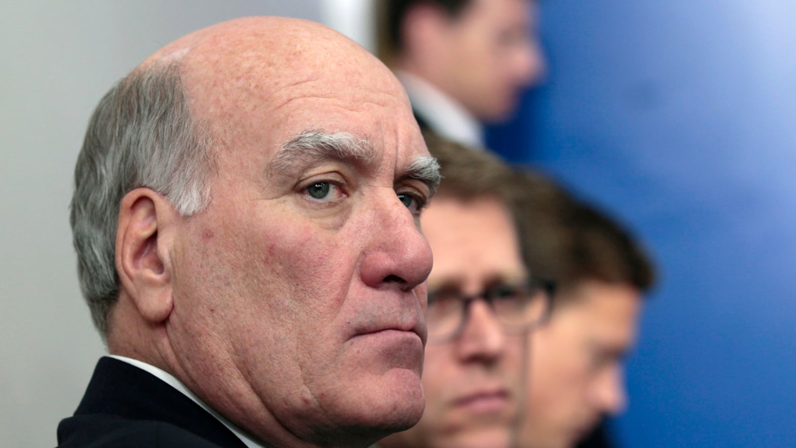 cheats/2012/01/09/obama-s-chief-of-staff-steps-down/bill-daley-chief-of-staff-resigns-cheat_lzahgb