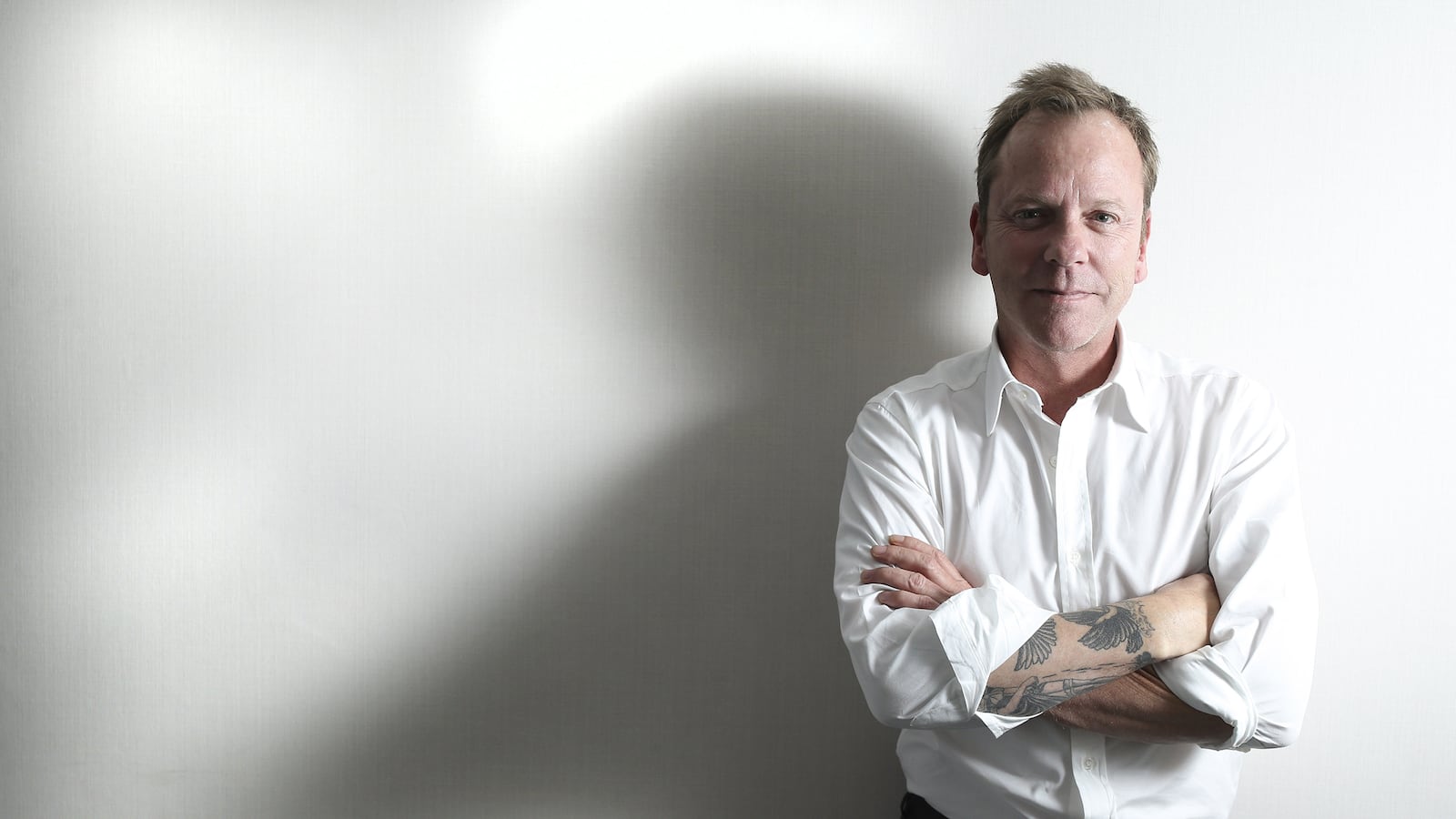 articles/2016/02/18/kiefer-sutherland-i-m-very-much-against-waterboarding/160217-yamato-kiefer-sutherland-tease_dbx1om