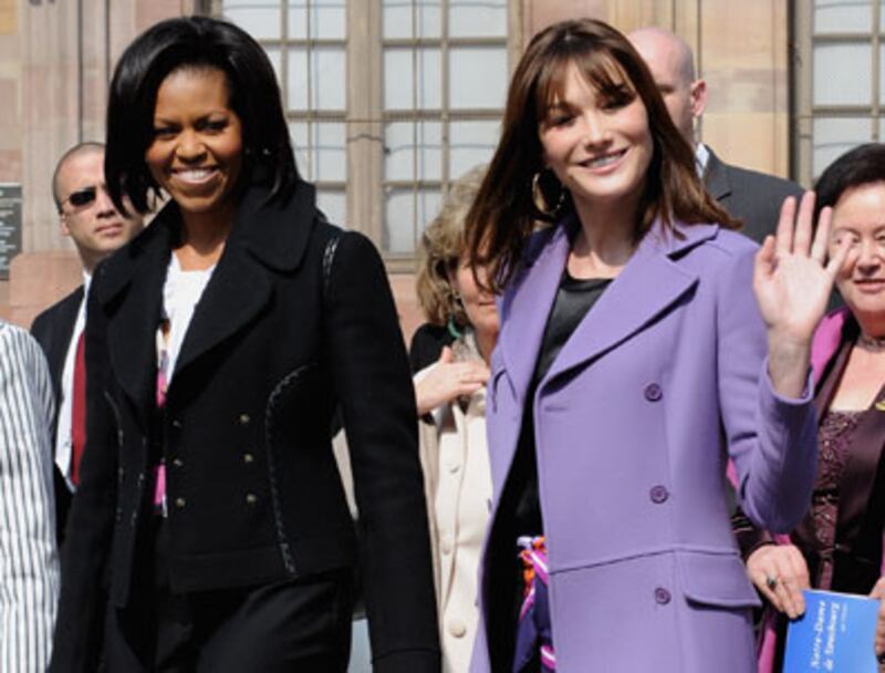 articles/2009/09/25/japans-maverick-first-lady/first-ladies---gallery-launch_afvsex