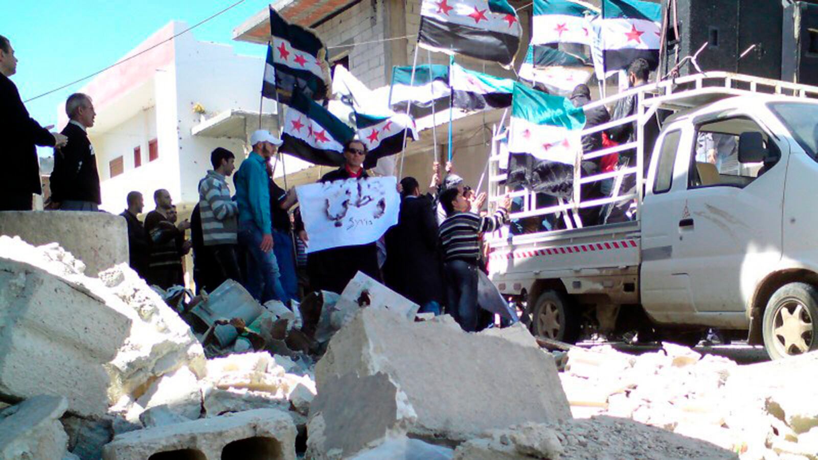 cheats/2012/04/14/syria-forces-shell-homs/syria-government-shells-homs-despite-ceasefire-cheat_h92mb3